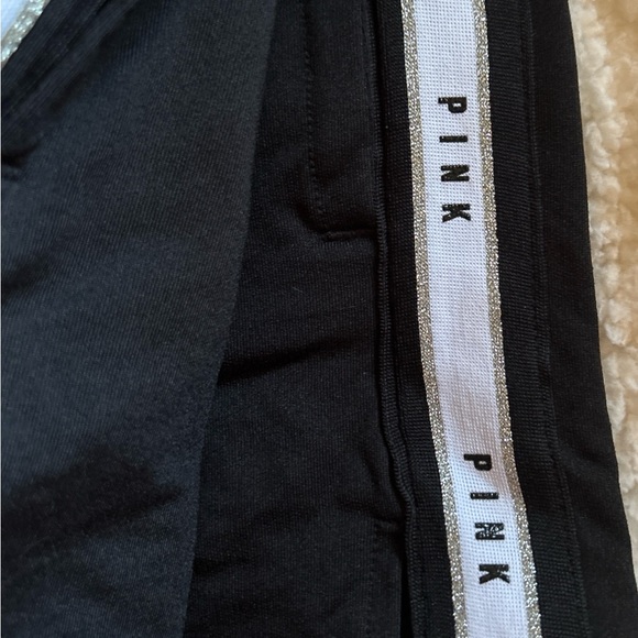 PINK Victoria's Secret Black and White Women's Shorts - Picture 2 of 4